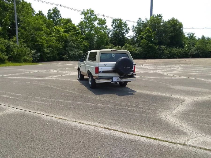 1995 Ford Bronco 5th Gen - Image 3 of 16