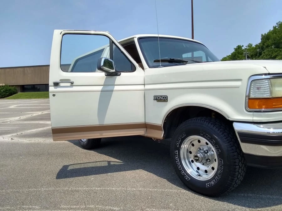 1995 Ford Bronco 5th Gen - Image 14 of 16