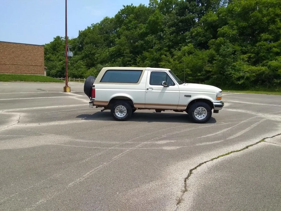 1995 Ford Bronco 5th Gen - Image 15 of 16