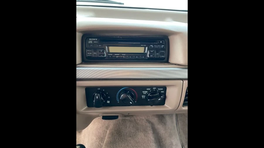 1995 Ford Bronco 5th Gen - Image 7 of 21