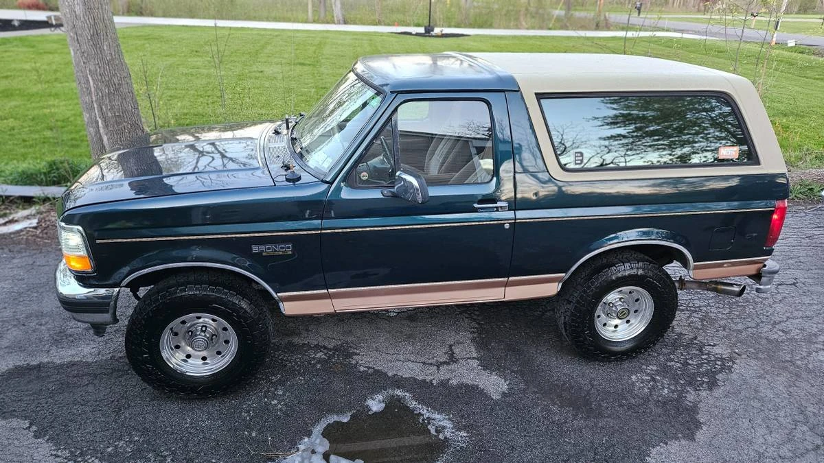 1995 Ford Bronco 5th Gen - Image 3 of 22