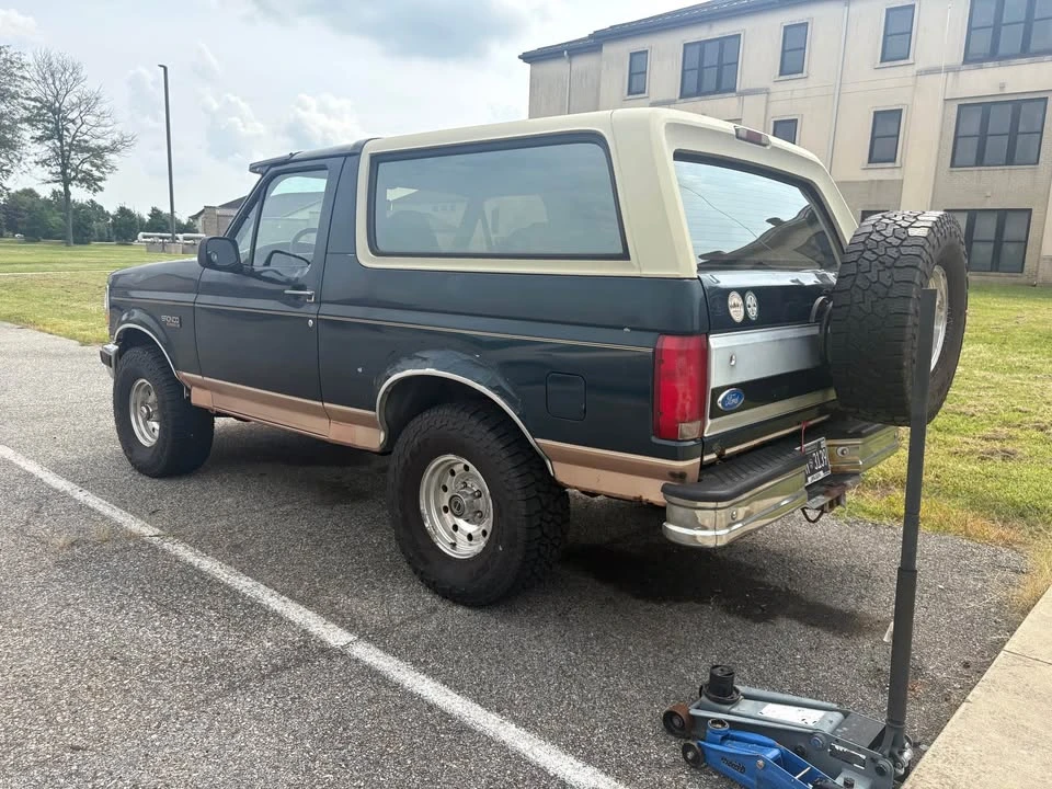 1995 Ford Bronco 5th Gen - Image 3 of 14