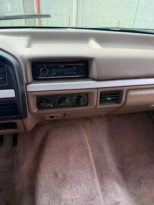 1995 Ford Bronco 5th Gen - Image 18 of 20
