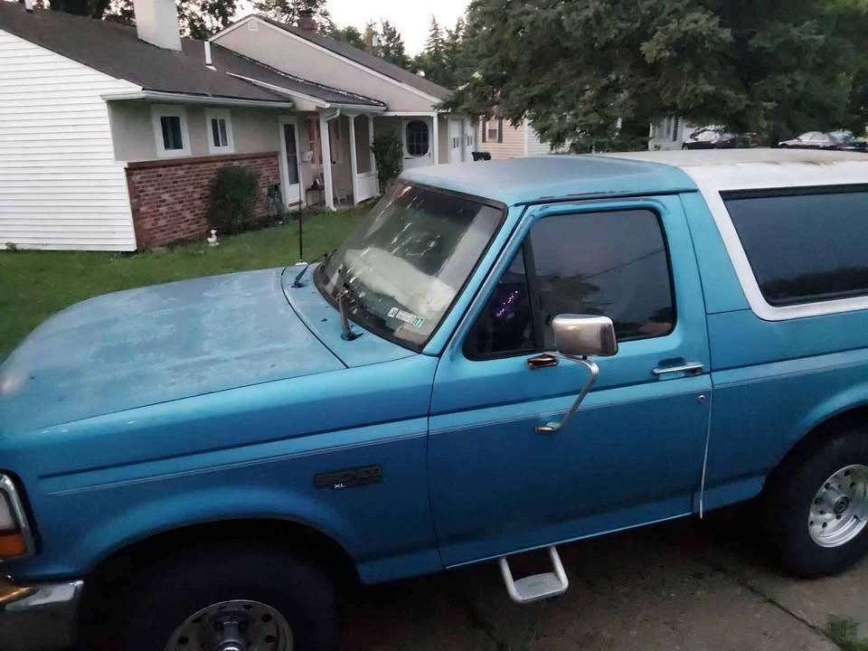 1995 Ford Bronco 5th Gen - Image 3 of 4