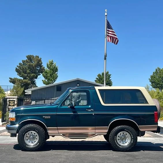 1995 Ford Bronco 5th Gen - Image 1 of 1