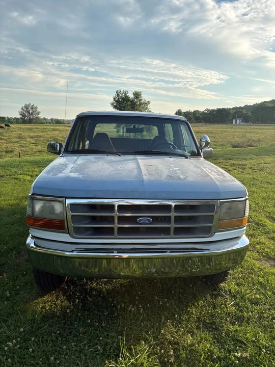 1995 Ford Bronco 5th Gen - Image 2 of 10