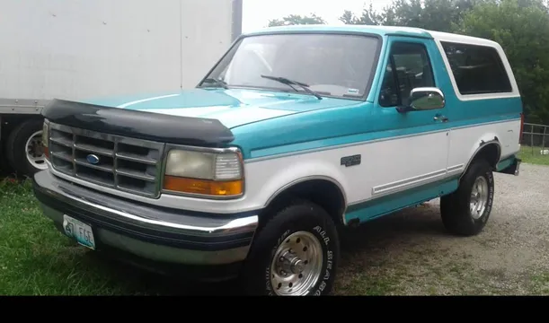 1995 Ford Bronco XLT