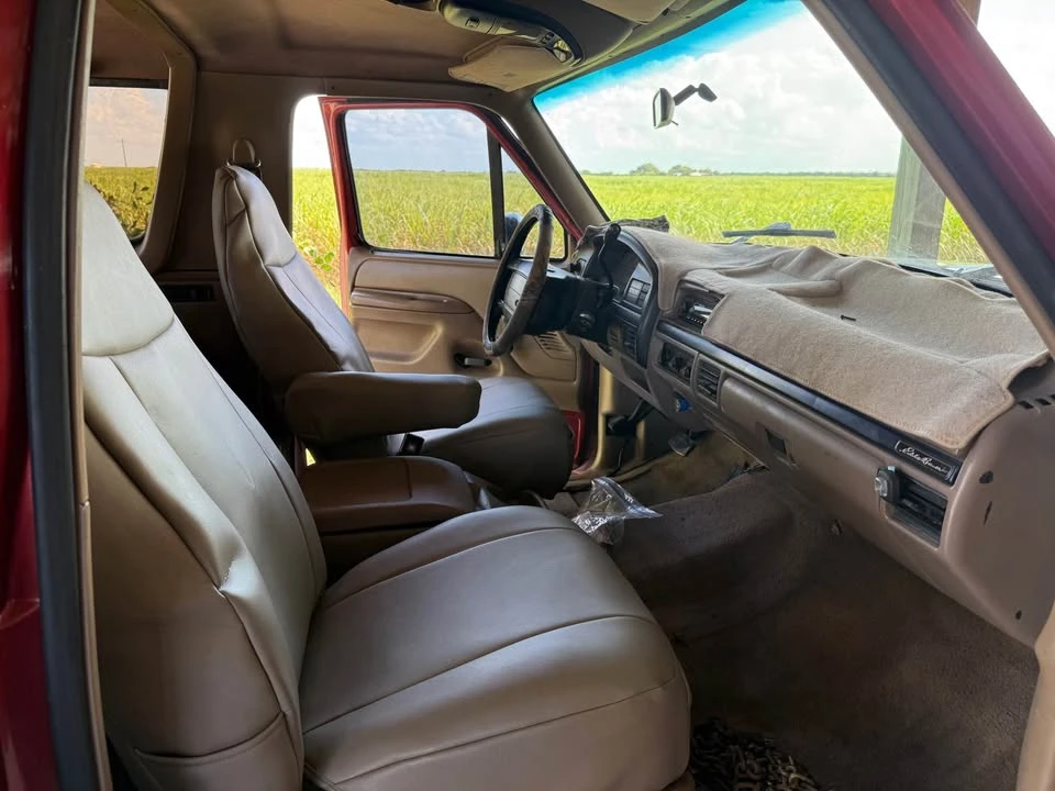 1995 Ford Bronco 5th Gen - Image 2 of 11