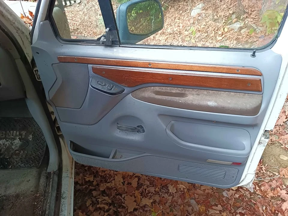 1995 Ford Bronco 5th Gen - Image 8 of 20