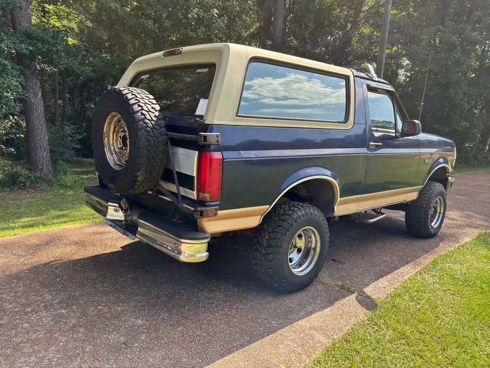 1995 Ford Bronco 5th Gen - Image 2 of 4