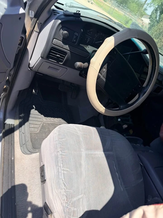 1995 Ford Bronco 5th Gen - Image 2 of 3