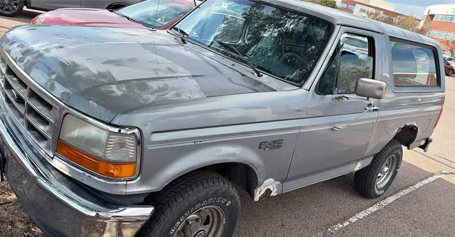 1995 Ford Bronco XL