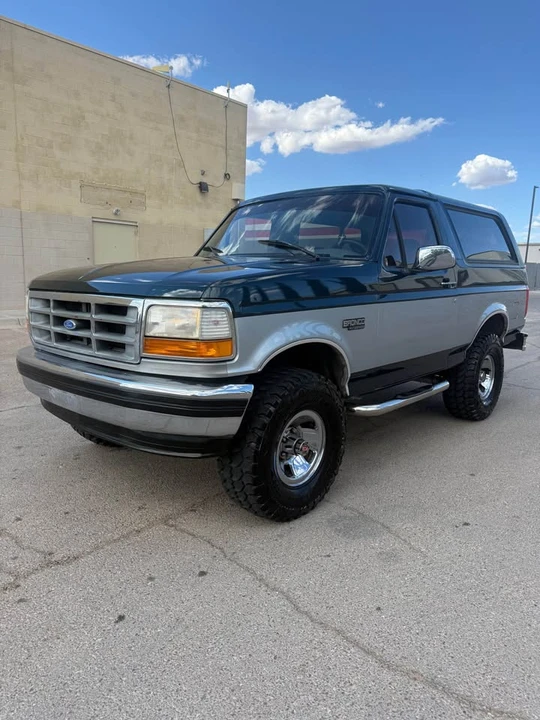 1995 Ford Bronco 5th Gen - Image 2 of 6