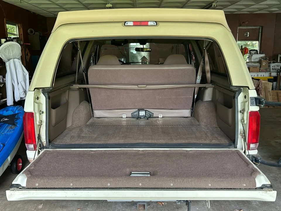 1995 Ford Bronco 5th Gen - Image 2 of 19