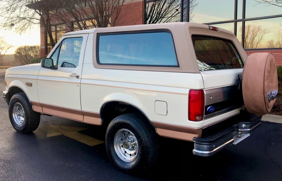1995 Ford Bronco 5th Gen - Image 2 of 13