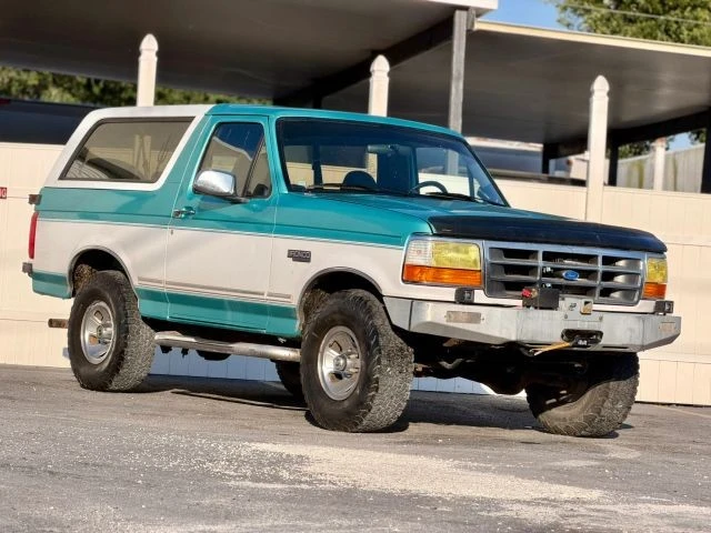 1995 Ford Bronco 5th Gen - Image 2 of 18