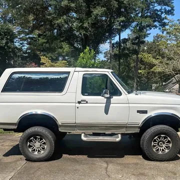 1995 Ford Bronco XLT