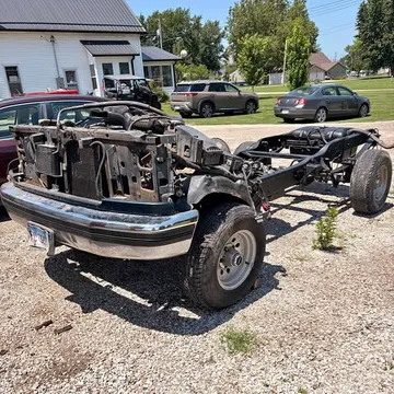 1995 Ford Bronco · Sport Utility 2D