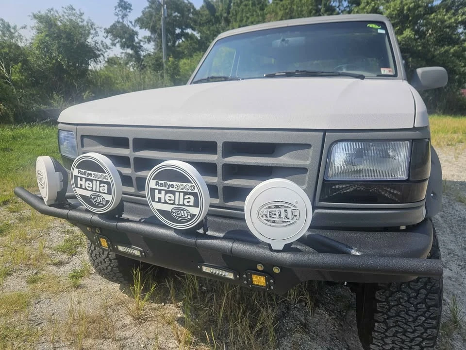 1995 Ford Bronco 5th Gen - Image 4 of 9