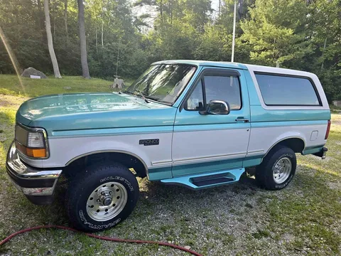 1995 Ford Bronco Sport Utility 2D