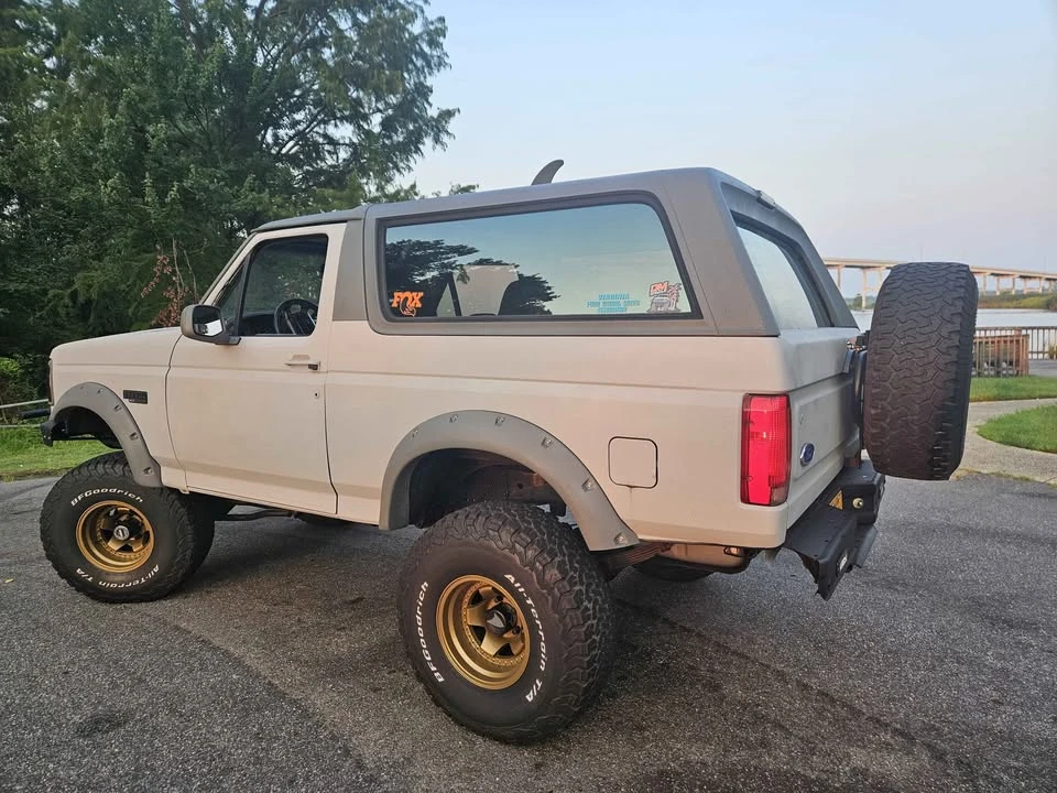 1995 Ford Bronco 5th Gen - Image 2 of 9