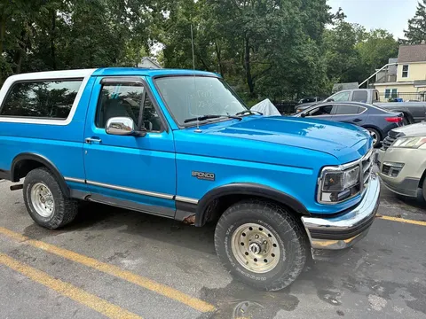 1995 Ford Bronco Sport Utility 2D