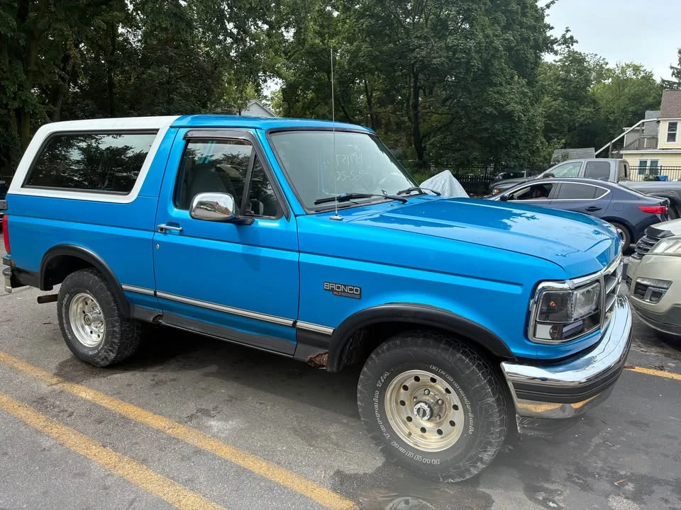 1995 Ford Bronco 5th Gen - Image 3 of 6