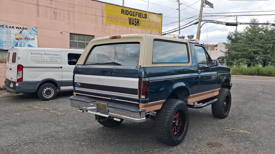 1995 Ford Bronco 5th Gen - Image 5 of 13