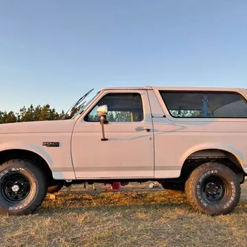 1995 Ford Bronco XL