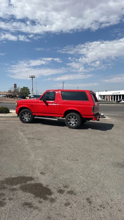 1995 Ford Bronco 5th Gen - Image 2 of 13