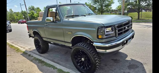 1995 Ford Bronco Sport Utility 4D