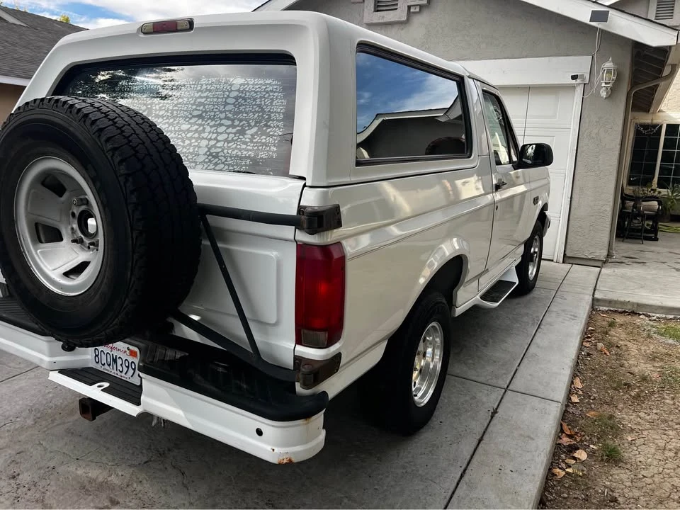 1995 Ford Bronco 5th Gen - Image 4 of 9