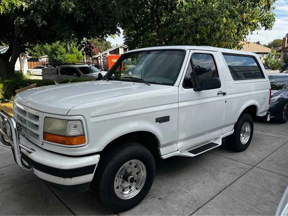 1995 Ford Bronco 5th Gen - Image 2 of 9