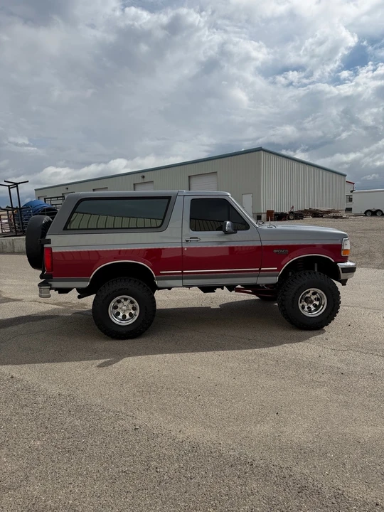 1995 Ford Bronco 5th Gen - Image 9 of 30