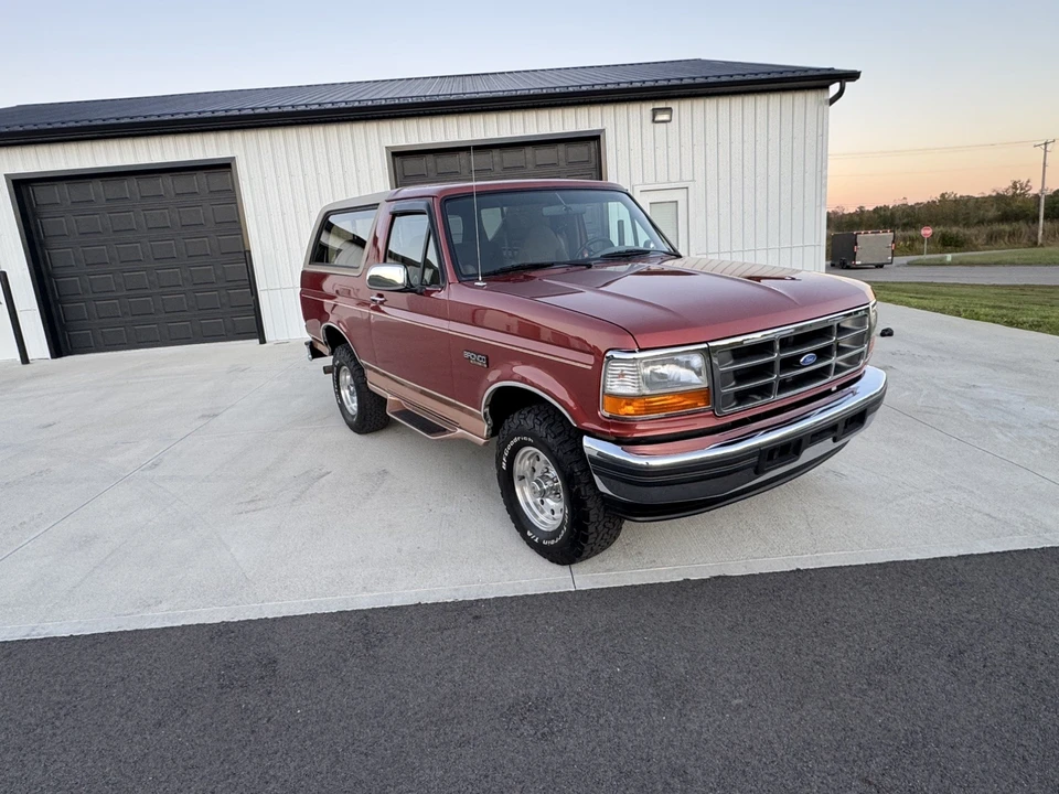 1995 Ford Bronco 5th Gen - Image 2 of 12