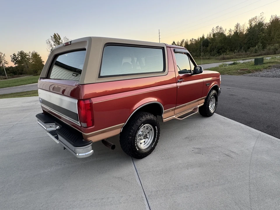 1995 Ford Bronco 5th Gen - Image 4 of 12