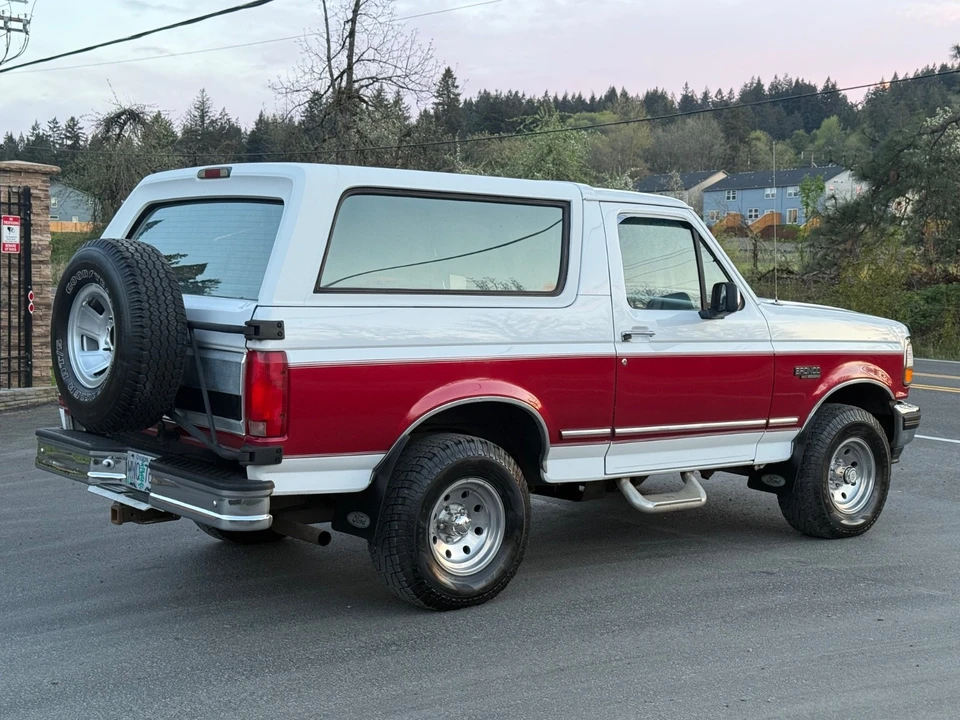 1995 Ford Bronco 5th Gen - Image 5 of 18