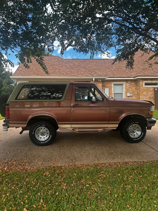 1995 Ford Bronco 5th Gen - Image 2 of 20