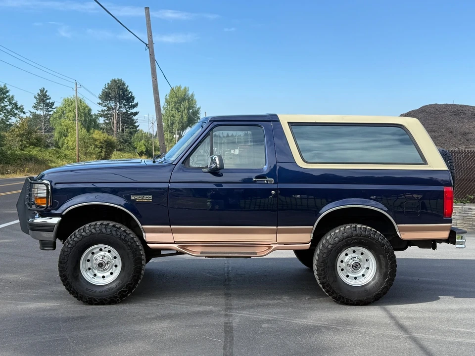 1995 Ford Bronco 5th Gen - Image 3 of 16