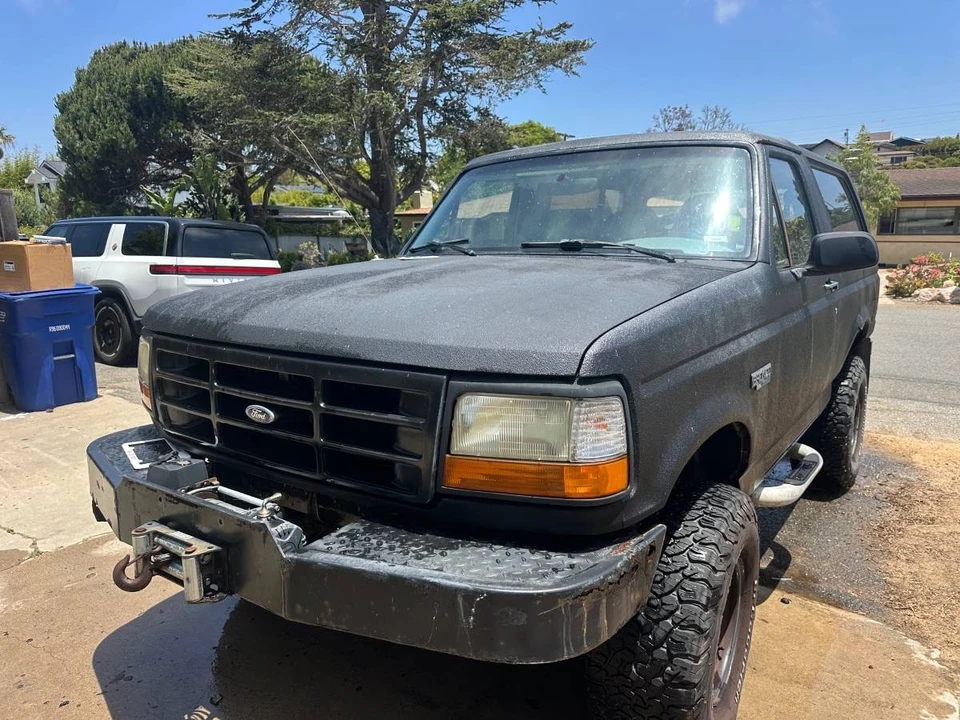 1995 Ford Bronco 5th Gen - Image 2 of 11