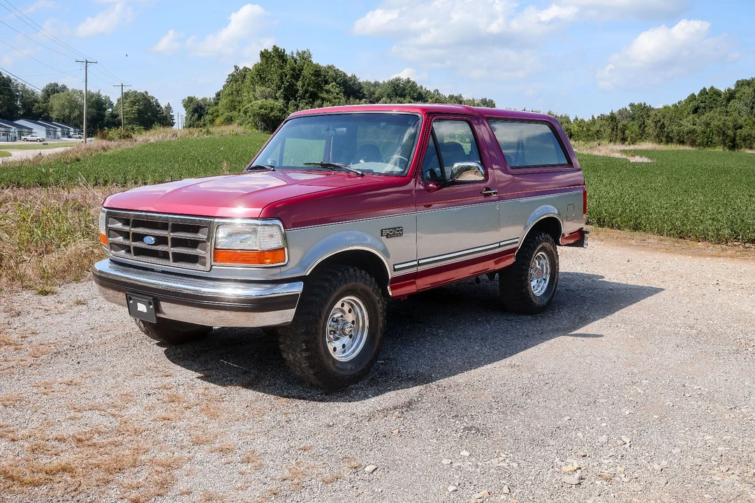 1995 Ford Bronco 5th Gen - Image 2 of 22