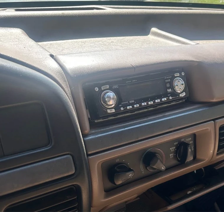 1995 Ford Bronco 5th Gen - Image 14 of 15