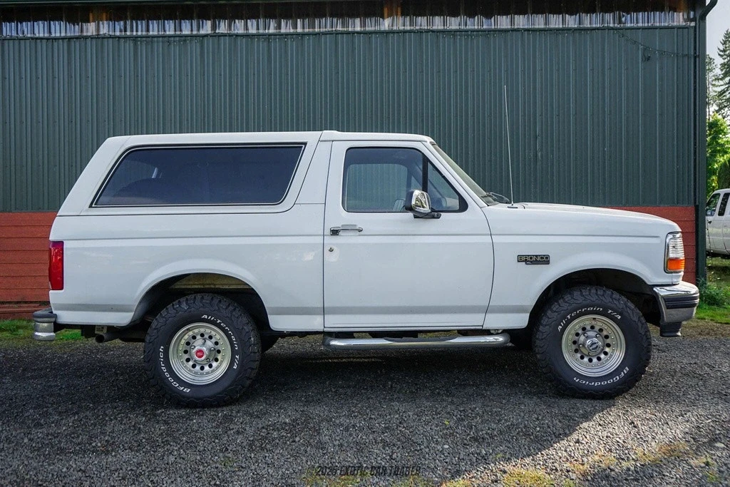 1995 Ford Bronco 5th Gen - Image 9 of 12