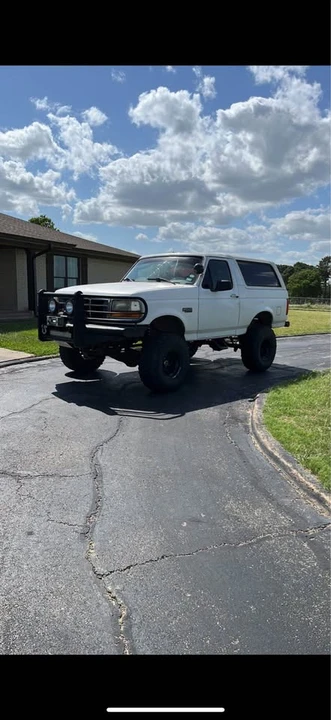 1995 Ford Bronco 5th Gen - Image 2 of 14