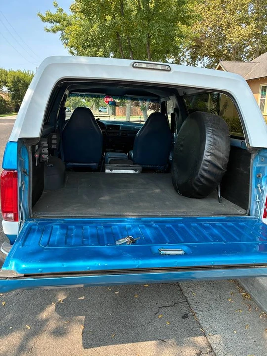 1995 Ford Bronco 5th Gen - Image 2 of 9
