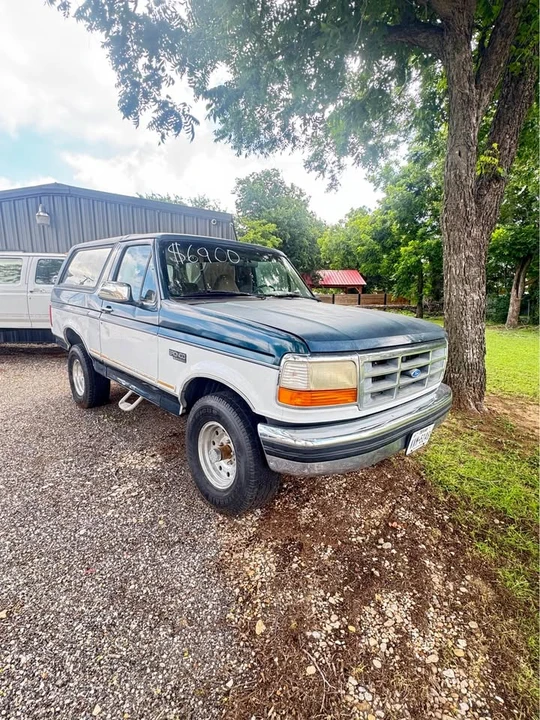 1995 Ford Bronco 5th Gen - Image 2 of 9
