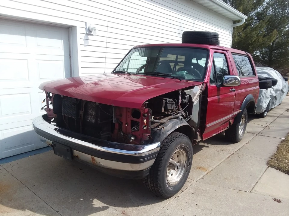 1995 Ford Bronco 5th Gen - Image 2 of 14