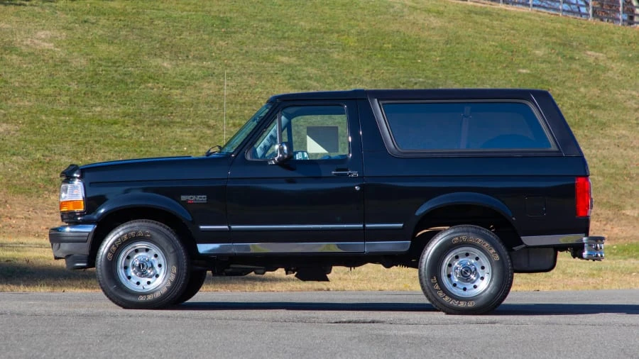 1995 Ford Bronco 5th Gen - Image 2 of 20