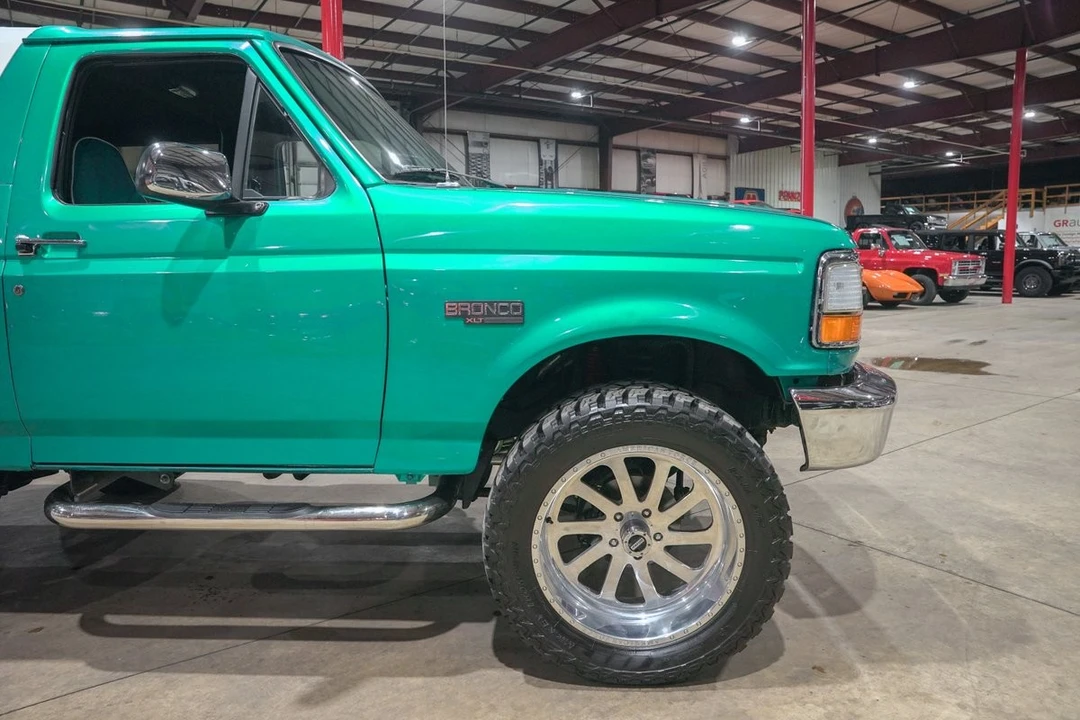 1995 Ford Bronco 5th Gen - Image 11 of 21