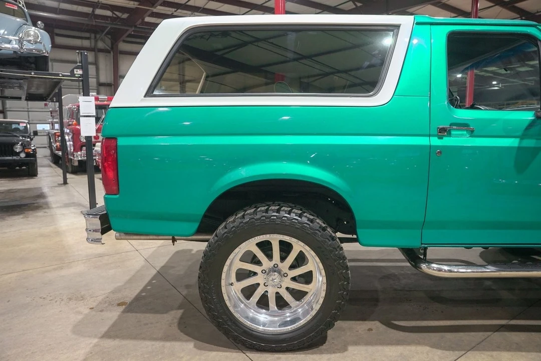 1995 Ford Bronco 5th Gen - Image 9 of 21